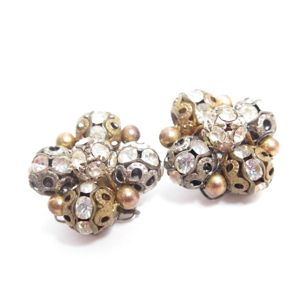 1950's‎ BRASS FILIGREE RHINESTONE BEADED CLUSTER VINTAGE CLIP-ON EARRINGS